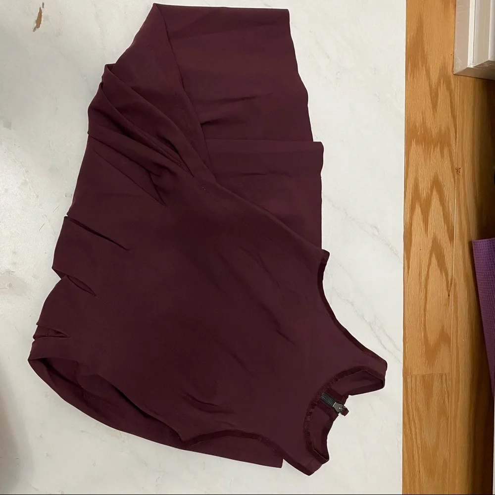 Lululemon Here To There Dress- Bordeaux Drama Size 2/4